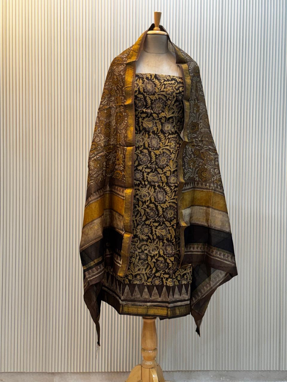 Vanaspati Ajrakh Print Maheshwari Silk Suit