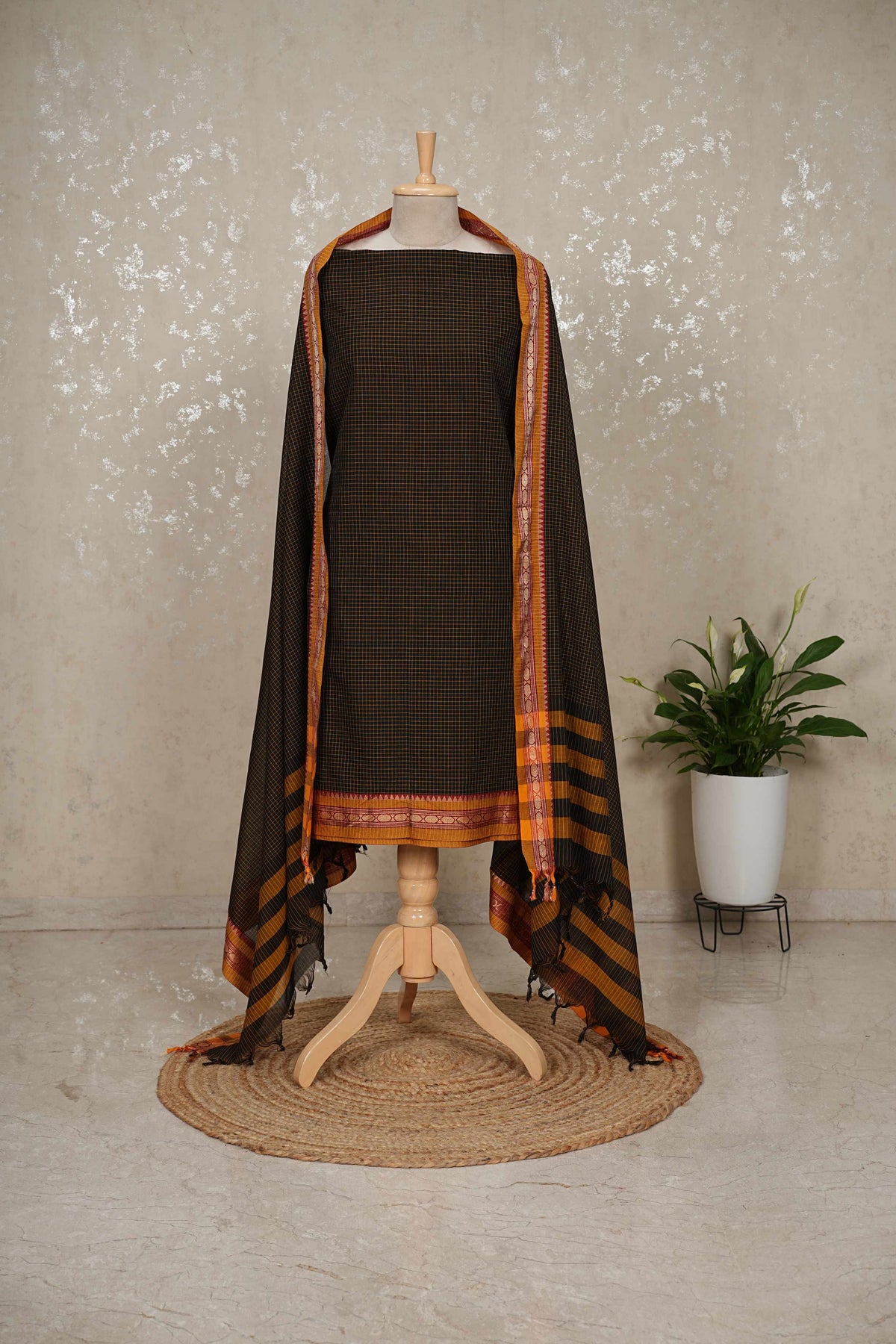 Unstitched Mangalgiri Cotton Suit – Baltic Blue