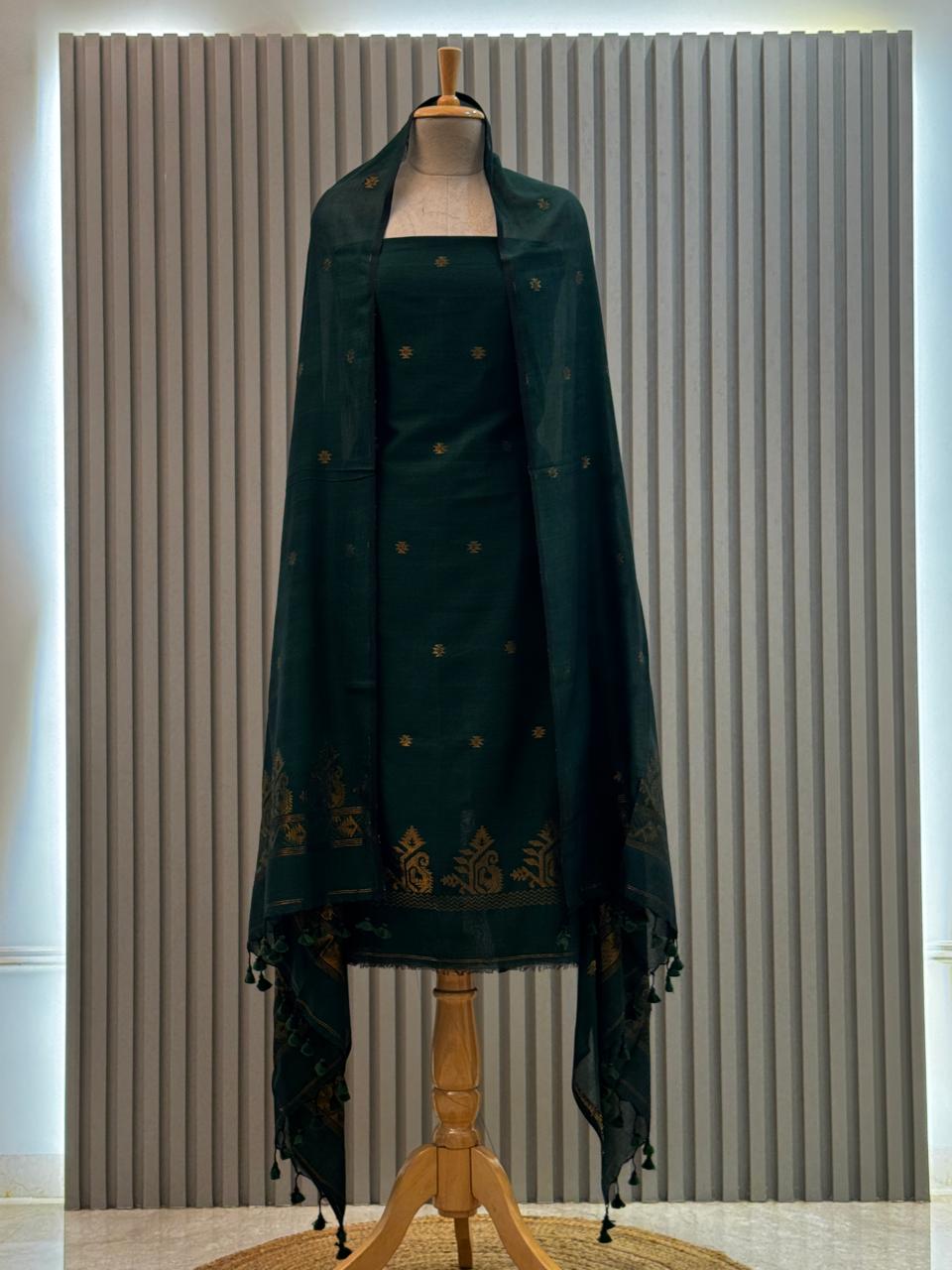 Unstitched Silk Cotton Jamdani Handloom Suit – 2 Pc Set