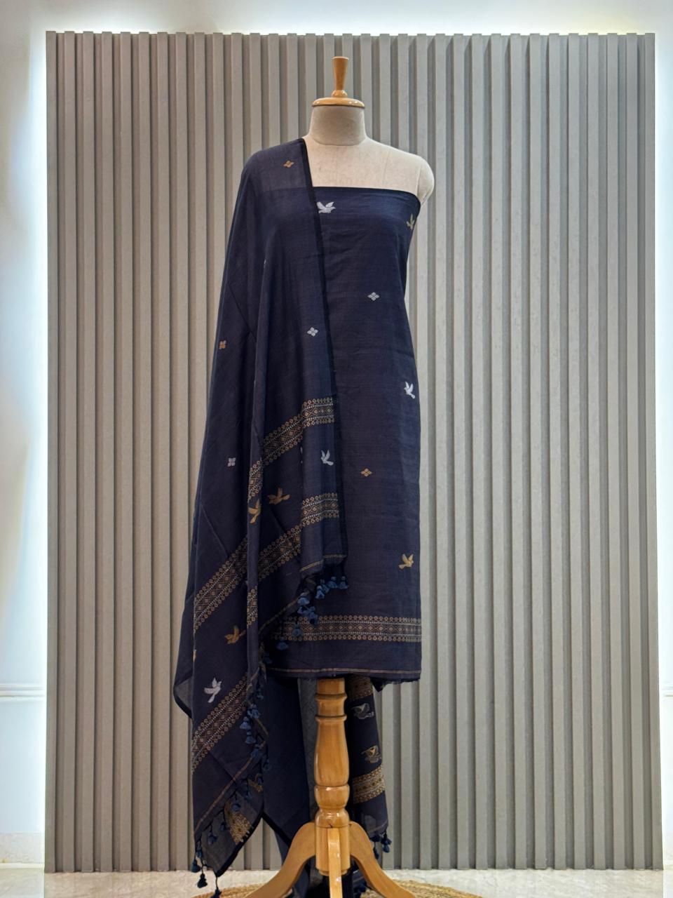 Unstitched Silk Cotton Jamdani Handloom Suit – 2 Pc Set