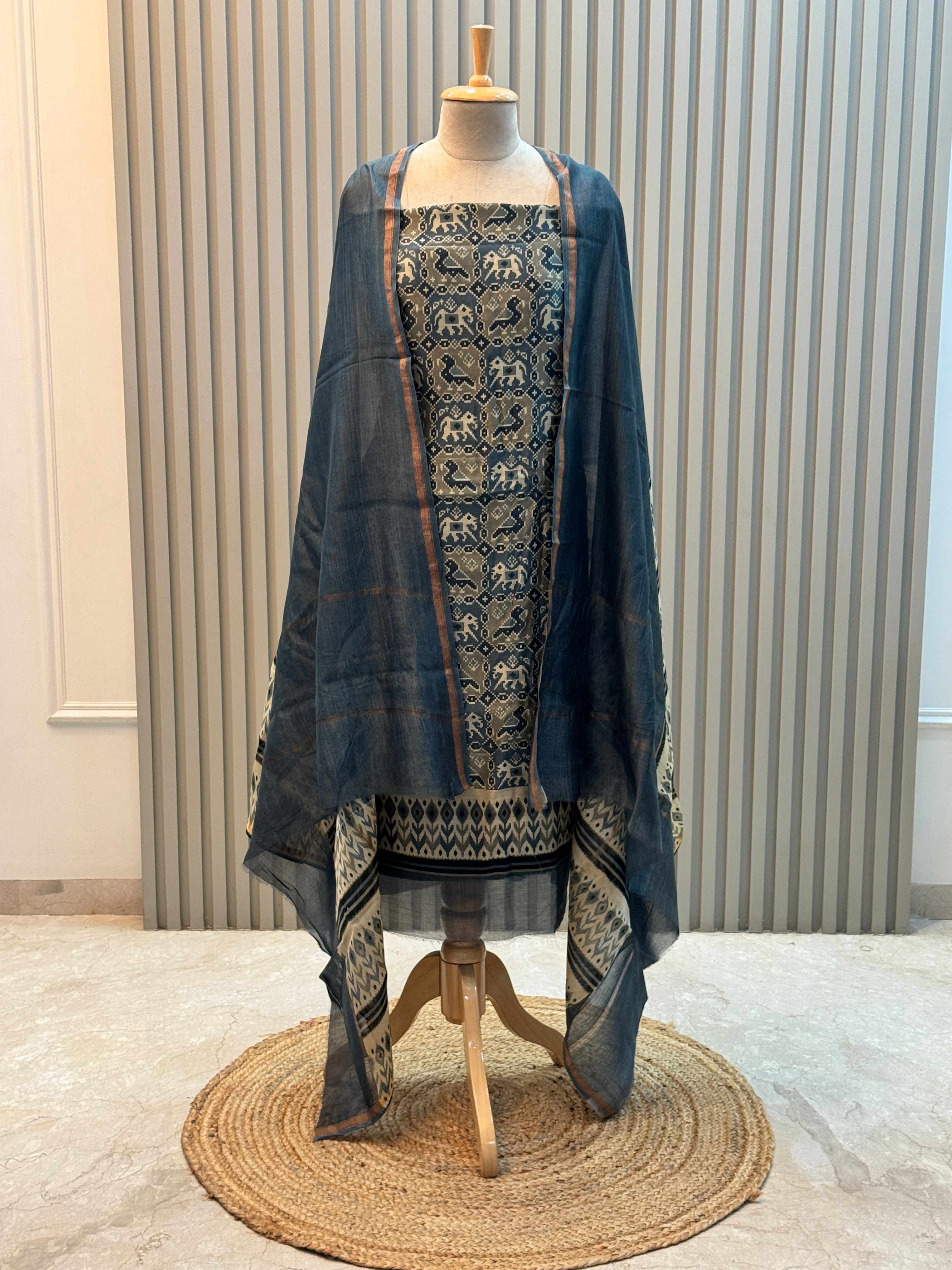 Pure Silk Maheshwari Suit with Vibrant Colors 3pc