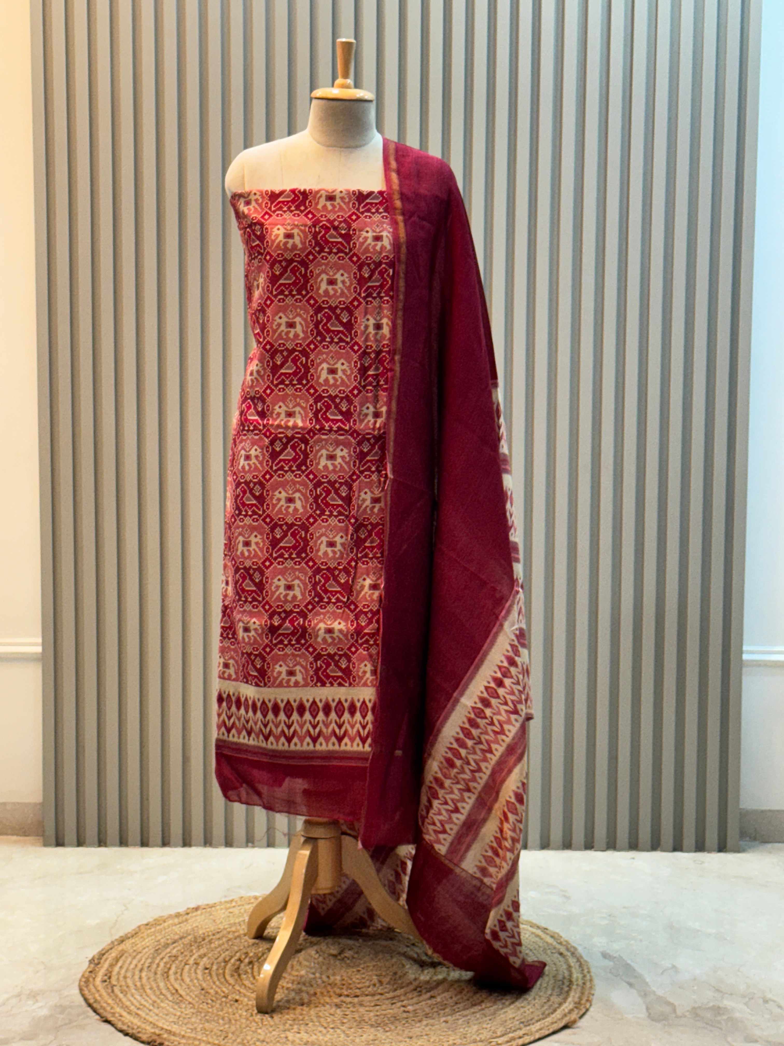 Pure Silk Maheshwari Suit with Vibrant Colors 3pc