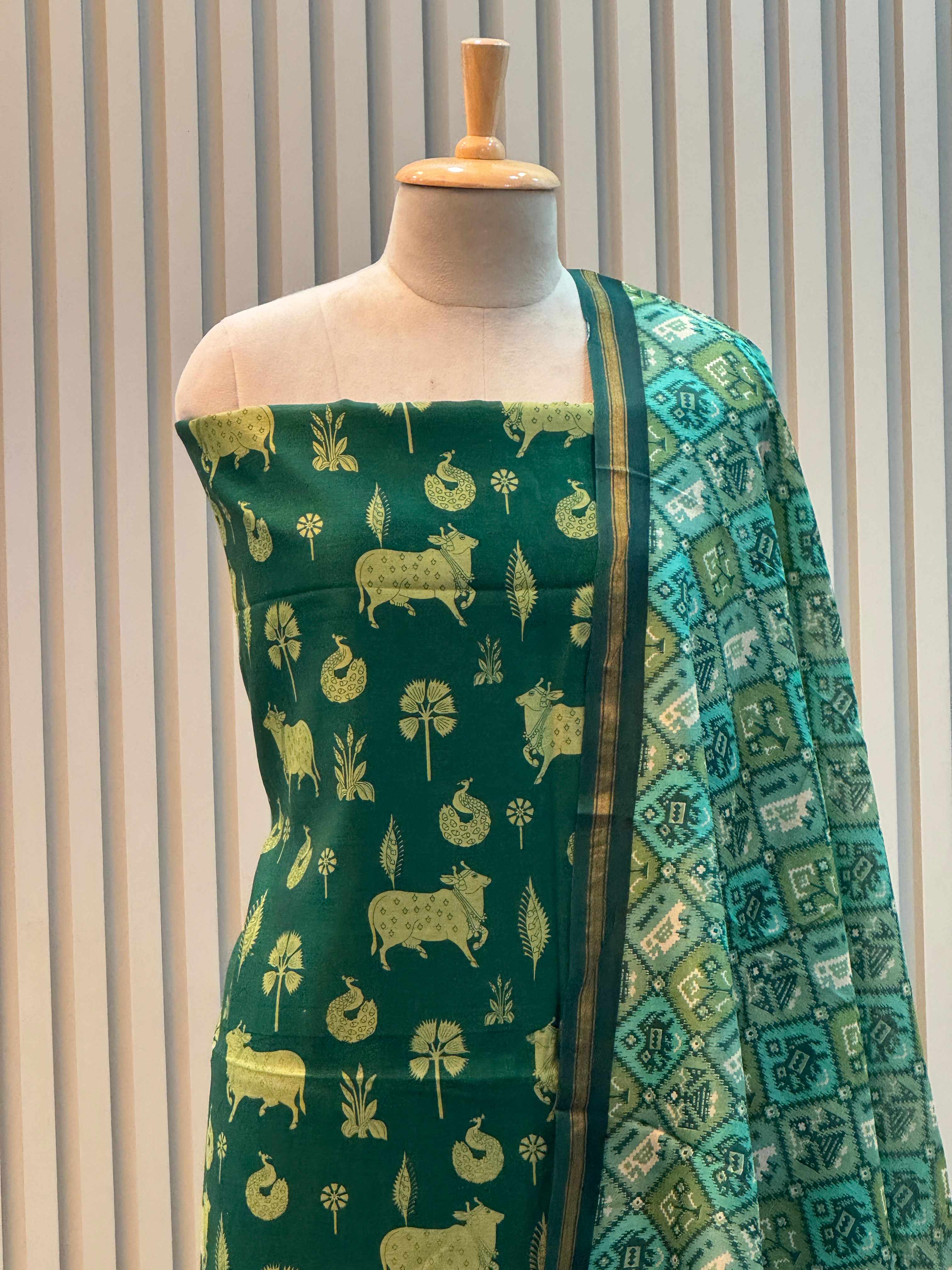 Pure Silk Maheshwari Suit with Vibrant Colors 3pc