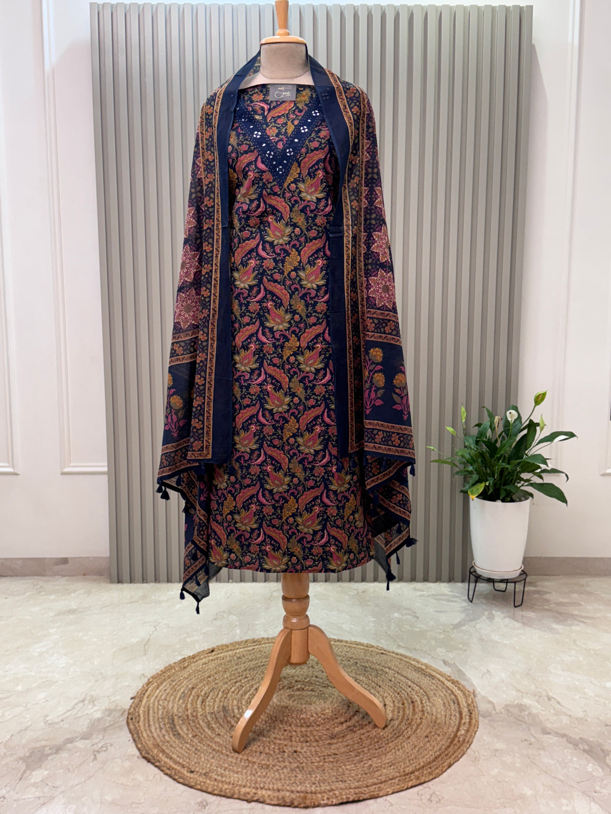 Unstitched Cotton Suit with V-Neck Mirror Work – 3 Pc Set