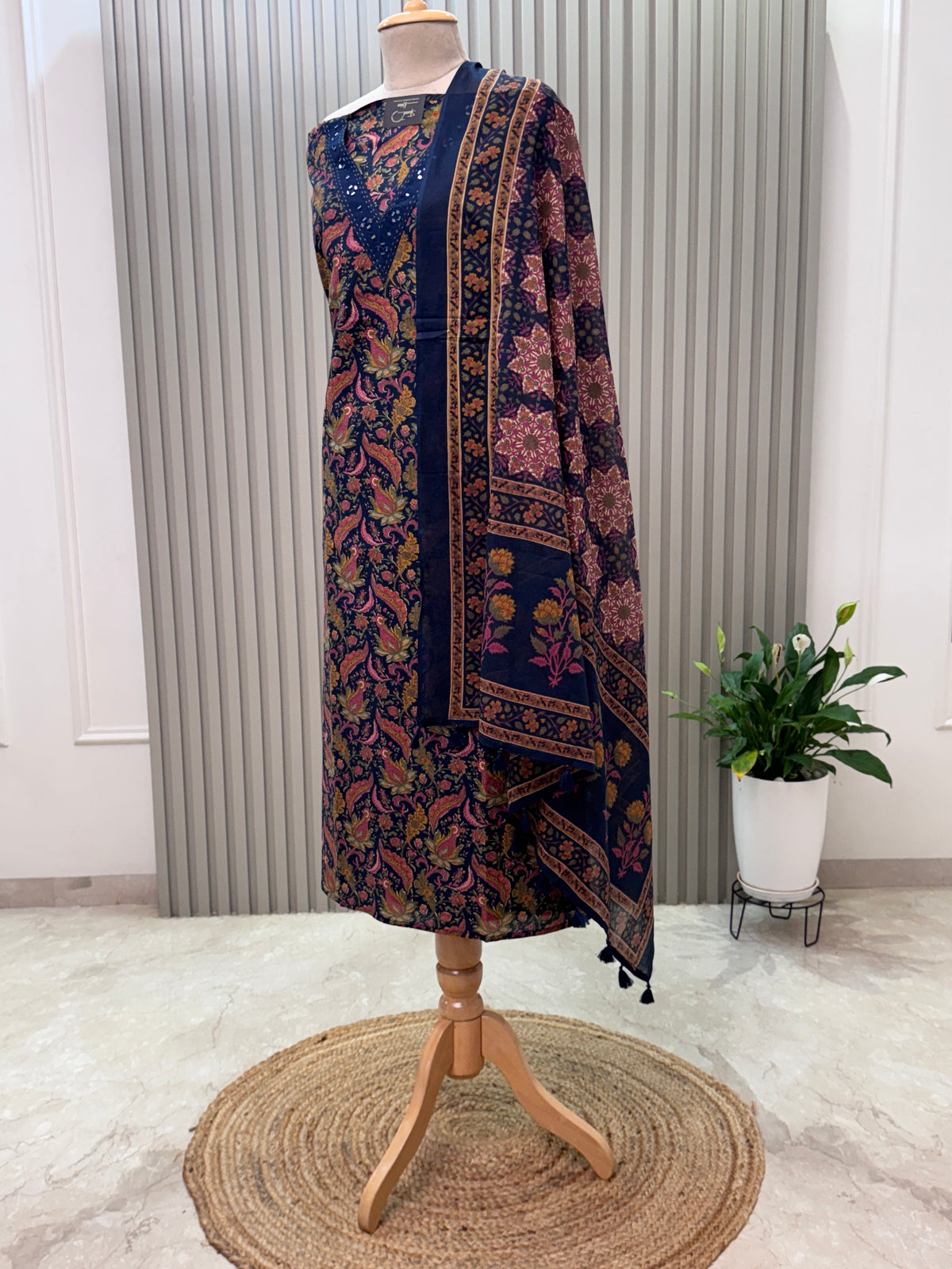 Unstitched Cotton Suit with V-Neck Mirror Work – 3 Pc Set