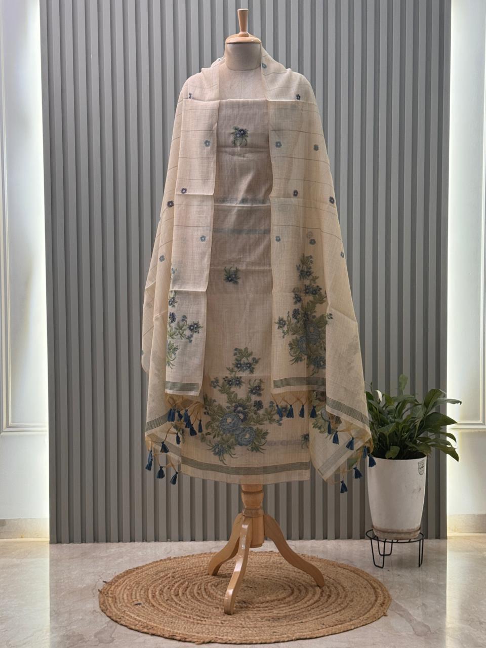 Jamdani Weaving Munga Cotton Fabric 3pc suit with back and sleeves fabric