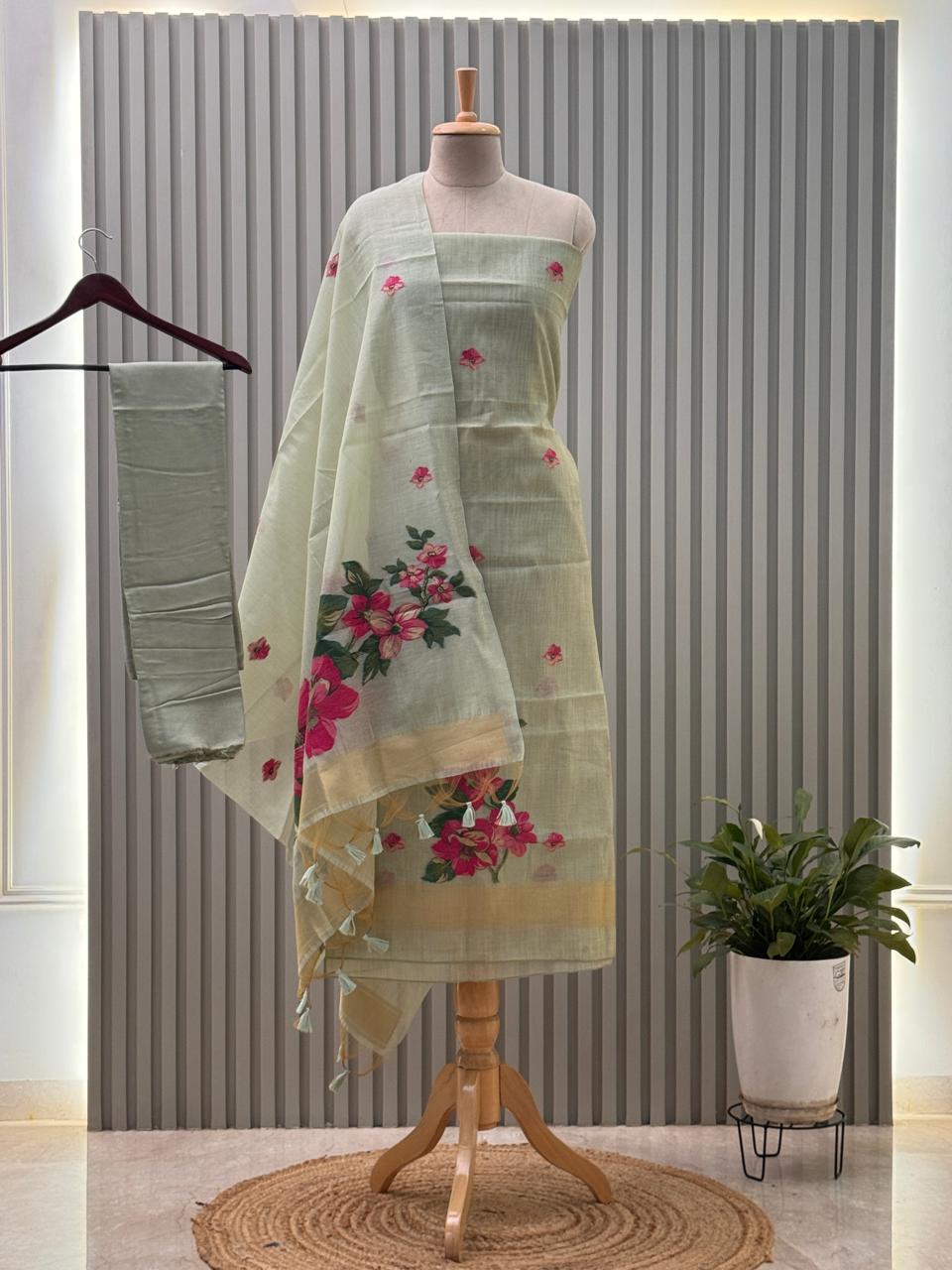 Jamdani Weaving Munga Cotton Fabric 3pc suit with back and sleeves fabric