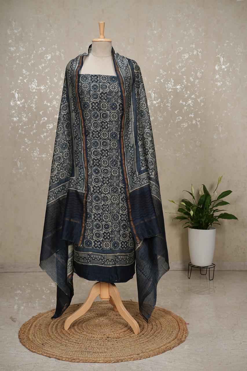 Pure Silk Maheshwari Suit with Vibrant Colors 3pc