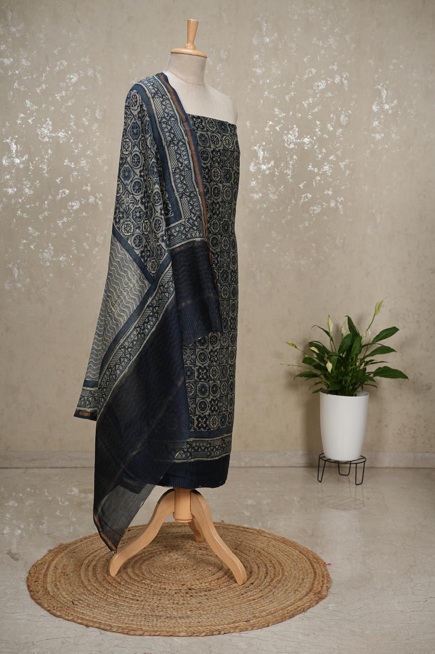 Pure Silk Maheshwari Suit with Vibrant Colors 3pc